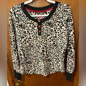 BETSEY JOHNSON RIBBED SOFT LEOPARD‎ PRINT PAJAMA TOP SIZE S